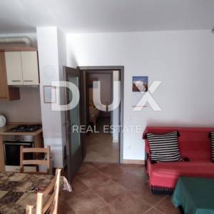 OTOK KRK, BAŠKA - dvojna kuća sa dva apartmana