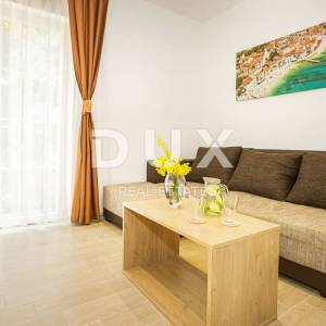 OTOK KRK, BAŠKA - ekskluzivna villa sa 7 apartmana i bazenom! PRILIKA!!!