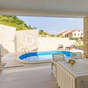 OTOK KRK, BAŠKA - ekskluzivna villa s bazenom - novogradnja na odličnoj lokaciji! PRILIKA!!!