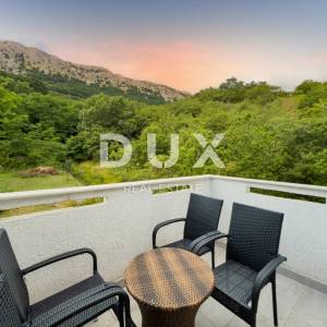 OTOK KRK, BAŠKA - Kuća s 5 apartmana i velikom okućnicom