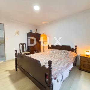 OTOK KRK, BAŠKA - Kuća s 5 apartmana i velikom okućnicom