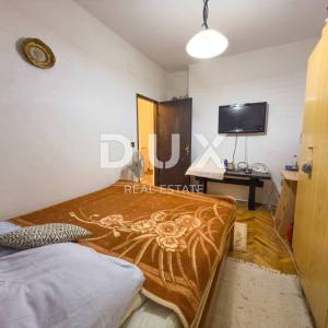 OTOK KRK, BAŠKA - Kuća s 5 apartmana i velikom okućnicom