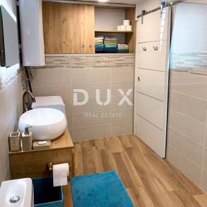 OTOK KRK, BAŠKA - Kuća sa 2 apartmana 80 m od mora + parking