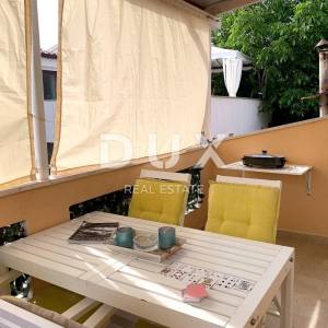OTOK KRK, BAŠKA - Kuća sa 2 apartmana 80 m od mora + parking