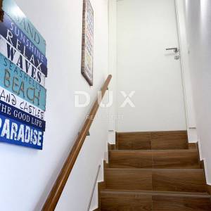OTOK KRK, BAŠKA - Kuća sa 2 apartmana 80 m od mora + parking