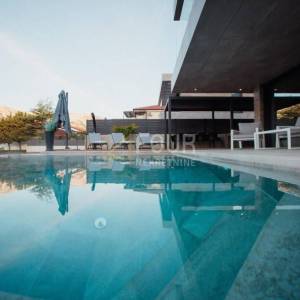 Otok Krk, Baška, luksuzna vila s inifinity bazenom