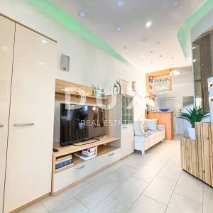 OTOK KRK, BAŠKA - Moderni apartman prvi red do mora!
