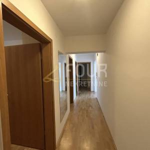 Otok Krk, Baška - okolica, 72.74m2, 2s+db, bazen na korištenje