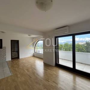 Otok Krk, Baška - okolica, 72.74m2, 2s+db, bazen na korištenje
