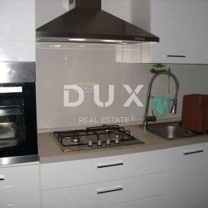 Otok Krk, Baška (okolica) - Renovirana kuća sa dva apartmana