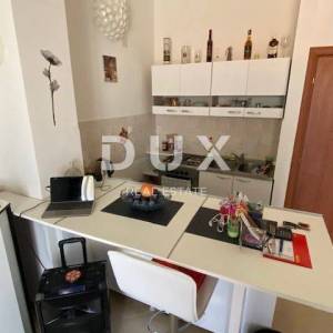 Otok Krk, Čižići - Dvosobni apartman sa pogledom na more