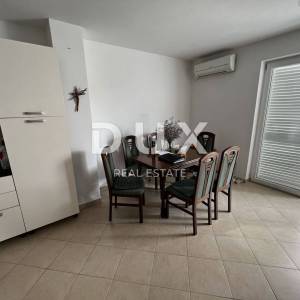 Otok Krk, Čižići - Dvosobni apartman na prvom katu