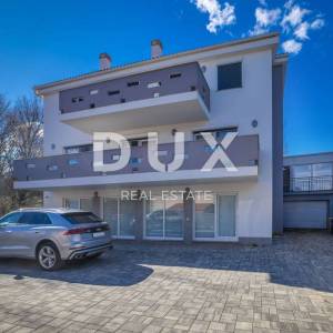 OTOK KRK, ČIŽIĆI - Luksuzna apartmanska vila!