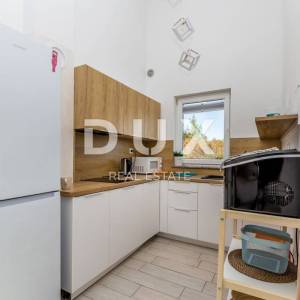 OTOK KRK, ČIŽIĆI - Luksuzni apartman s pogledom na more