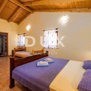 OTOK KRK, DOBRINJ- Luksuzna vila u mediteranskom stilu