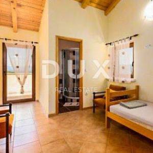 OTOK KRK, DOBRINJ- Luksuzna vila u mediteranskom stilu