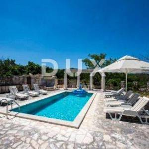 OTOK KRK, DOBRINJ- Luksuzna vila u mediteranskom stilu