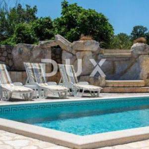 OTOK KRK, DOBRINJ- Luksuzna vila u mediteranskom stilu