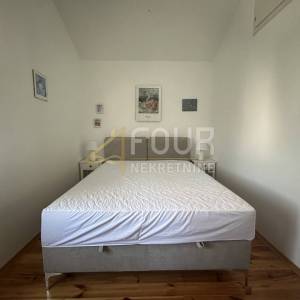 Otok Krk, Dobrinj - okolica, samostojeća kuća s bazenom, 104m2