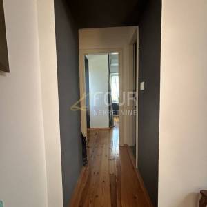 Otok Krk, Dobrinj - okolica, samostojeća kuća s bazenom, 104m2