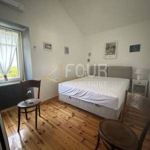 Otok Krk, Dobrinj - okolica, samostojeća kuća s bazenom, 104m2