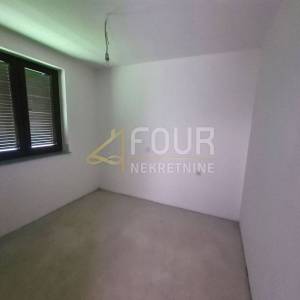 Otok Krk, Dobrinj - okolica, kuća s 4 stana, 225.96m2, okućnica