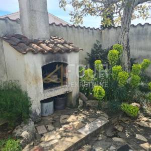 Otok Krk, Dobrinj okolica, samostojeća kuća 100m2, konoba, garaža