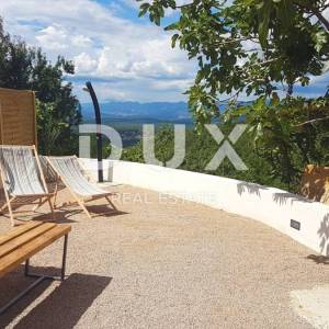 OTOK KRK, DOBRINJ - Rustikalna kuća s jacuzzijem