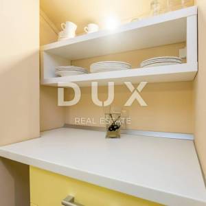 OTOK KRK, DOBRINJ - Samostojeća šarmantna kuća s grijanim bazenom, studio apartmanom u mirnom dijelu otoka!