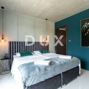OTOK KRK - Ekskluzivna urbana vila s bazenom