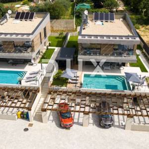 OTOK KRK - Ekskluzivna urbana vila s bazenom