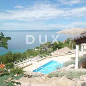 OTOK KRK - Ekskluzivna vila sa bazenom