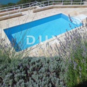 OTOK KRK - Ekskluzivna vila sa bazenom