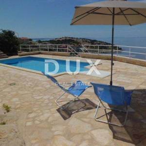 OTOK KRK - Ekskluzivna vila sa bazenom