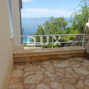 OTOK KRK - Ekskluzivna vila sa bazenom