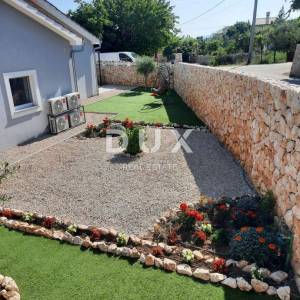 OTOK KRK, GARICA - Luksuzna kuća za odmor s bazenom