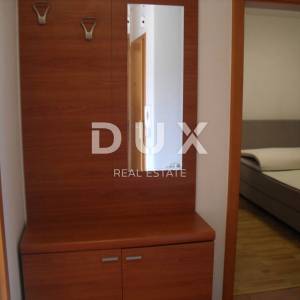 OTOK KRK, GRAD KRK - Apartman 51 m2 + parking