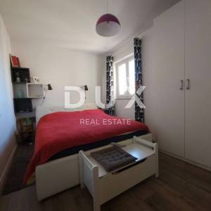 OTOK KRK, GRAD KRK - Apartman 2S+DB sa terasom i parkingom