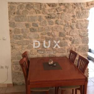 OTOK KRK, GRAD KRK - Kuća sa 2 apartmana 100 m od mora