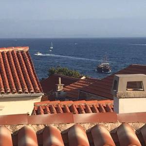OTOK KRK, GRAD KRK - Kuća sa 2 apartmana 100 m od mora