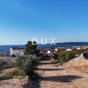 OTOK KRK, GRAD KRK - NOVO - Građevinsko zemljište 610 m2