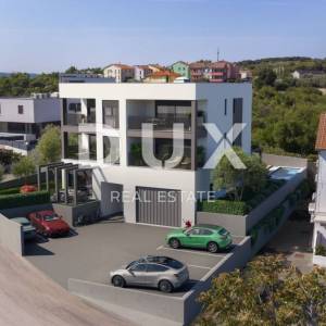 OTOK KRK, GRAD KRK -  NOVOGRADNJA - Dvoetažni stan s bazenom