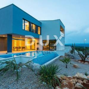 OTOK KRK, GRAD KRK (OKOLICA) - Luksuzna vila s preljevnim bazenom i pogledom na more