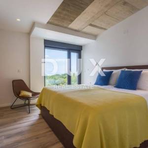 OTOK KRK, GRAD KRK (OKOLICA) - Luksuzna vila s preljevnim bazenom i pogledom na more