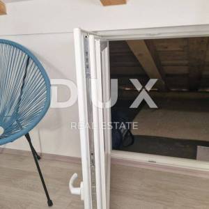 OTOK KRK, GRAD KRK (OKOLICA) - Apartman u kući sa bazenom