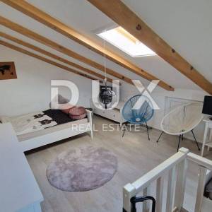 OTOK KRK, GRAD KRK (OKOLICA) - Apartman u kući sa bazenom
