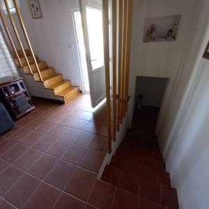 OTOK KRK, GRAD KRK (okolica) - Renovirana kuća s bazenom
