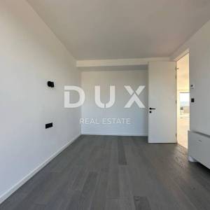 OTOK KRK, GRAD KRK - Penthouse 3S+DB sa krovnom terasom