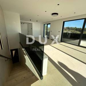 OTOK KRK, GRAD KRK - Penthouse 3S+DB sa krovnom terasom