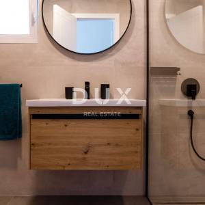 OTOK KRK, GRAD KRK - Penthouse apartman sa pogledom na more